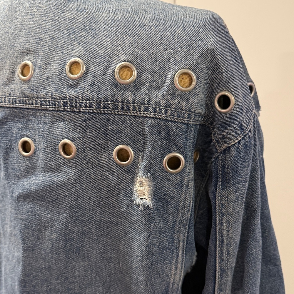 Zara Denim Jacket Distressed - Picture 9 of 12